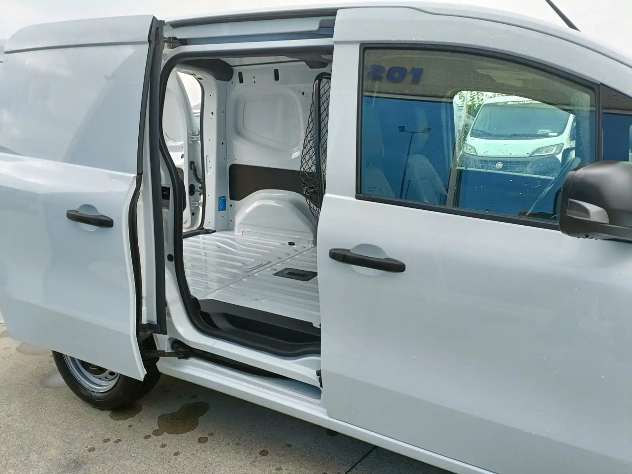 RENAULT KANGOO EV45 – 100% ELETTRICO - Dubă, Autoutilitară electrică: Foto 2 RENAULT KANGOO EV45 – 100% ELETTRICO - Dubă, Autoutilitară electrică: Foto 2