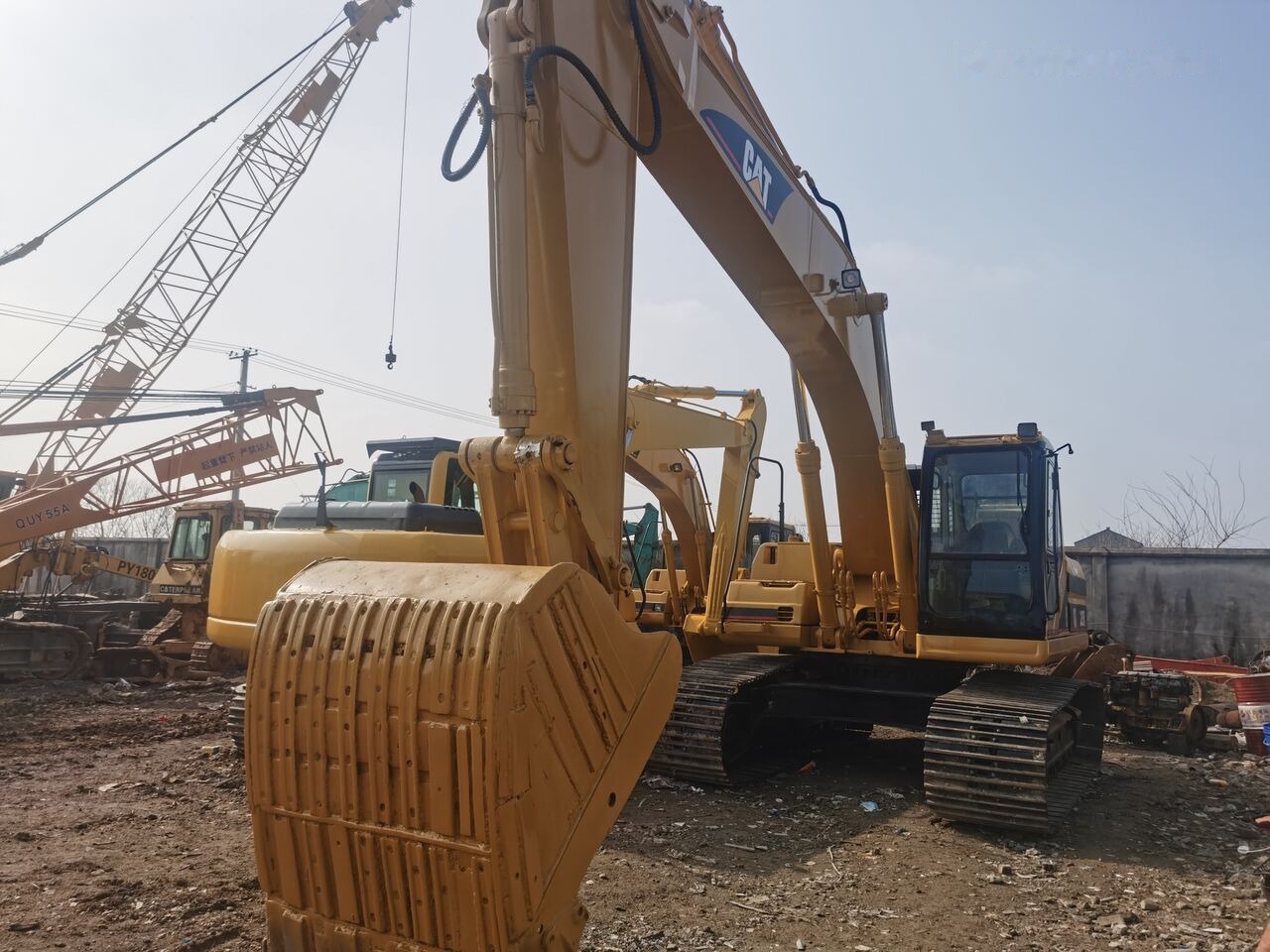Caterpillar 325B - Excavator pe şenile: Foto 2 Caterpillar 325B - Excavator pe şenile: Foto 2