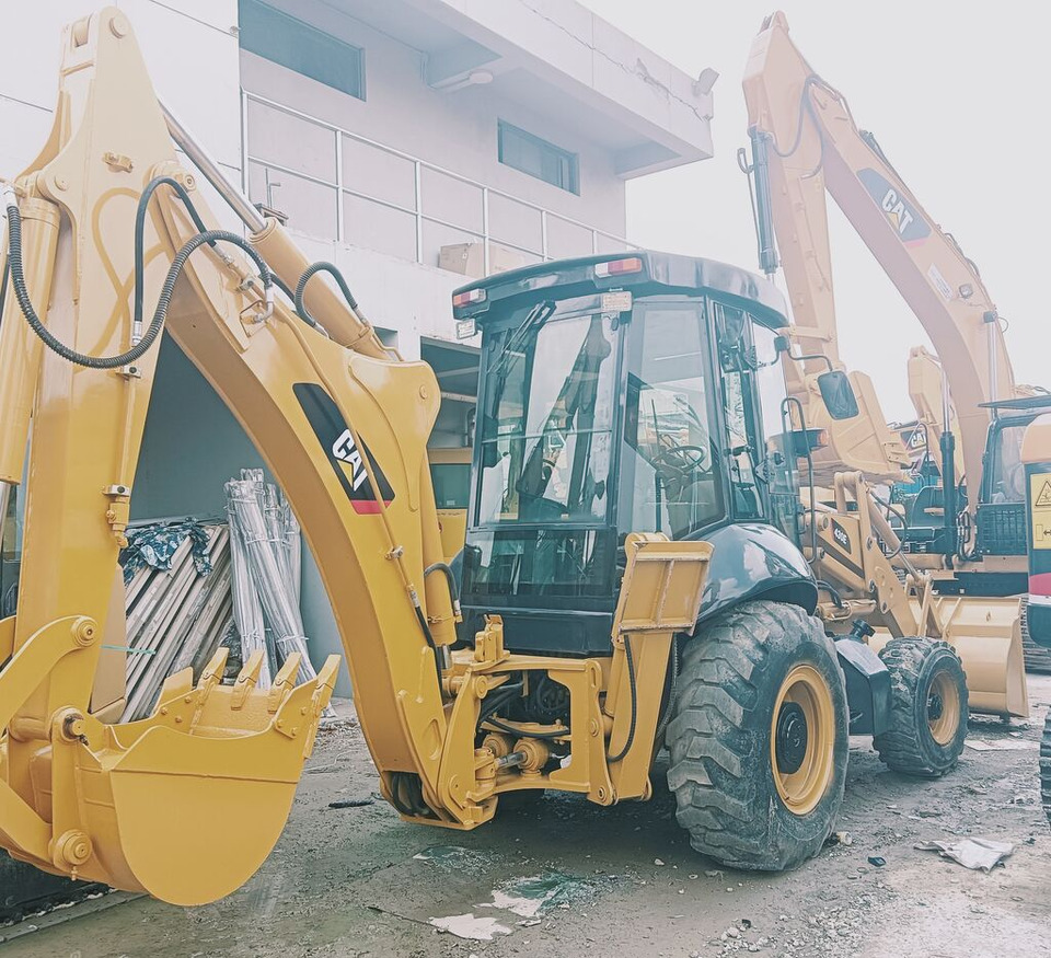 Caterpillar 430F - Buldoexcavator: Foto 3 Caterpillar 430F - Buldoexcavator: Foto 3