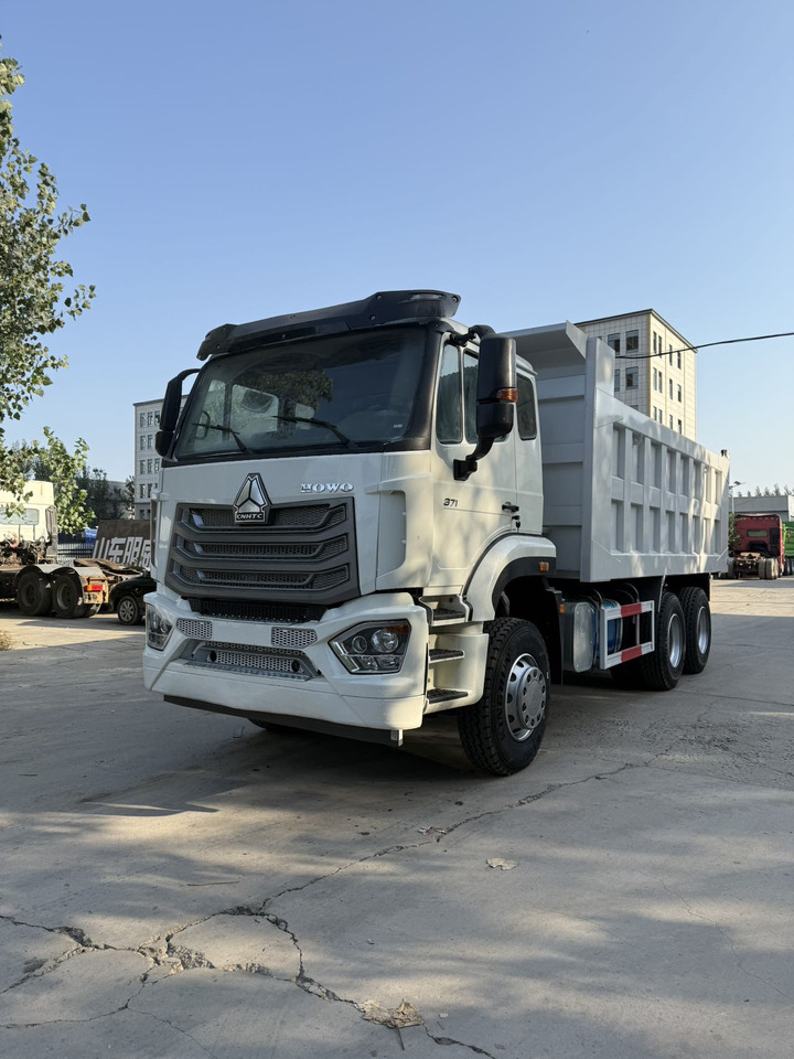 HOWO Haohan 371 6X4 - Camion basculantă: Foto 1 HOWO Haohan 371 6X4 - Camion basculantă: Foto 1