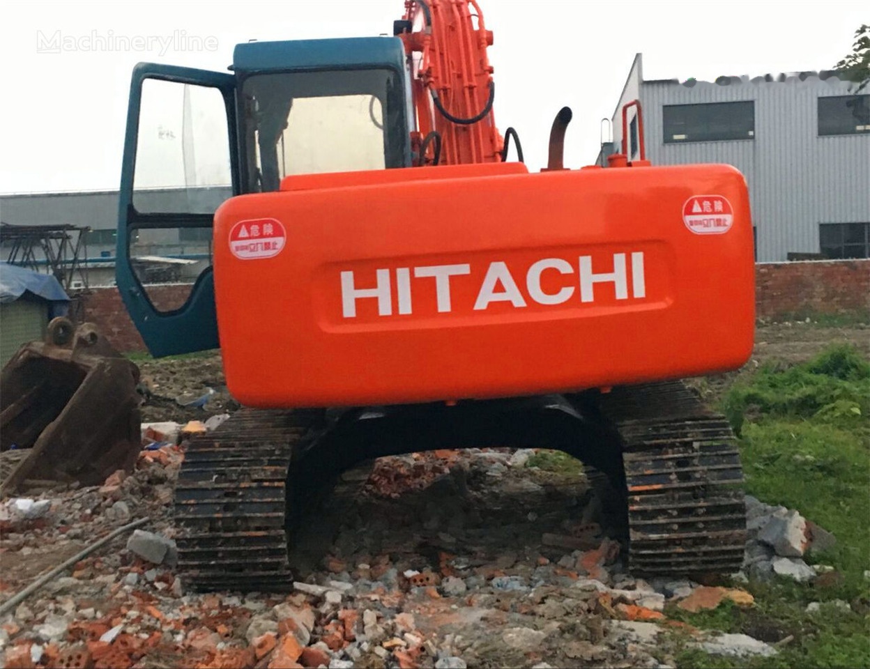 Excavator pe şenile Hitachi EX120-3: Foto 6 Excavator pe şenile Hitachi EX120-3: Foto 6