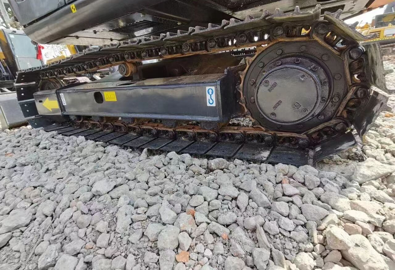 Hitachi ZX70 - Excavator pe şenile: Foto 2 Hitachi ZX70 - Excavator pe şenile: Foto 2