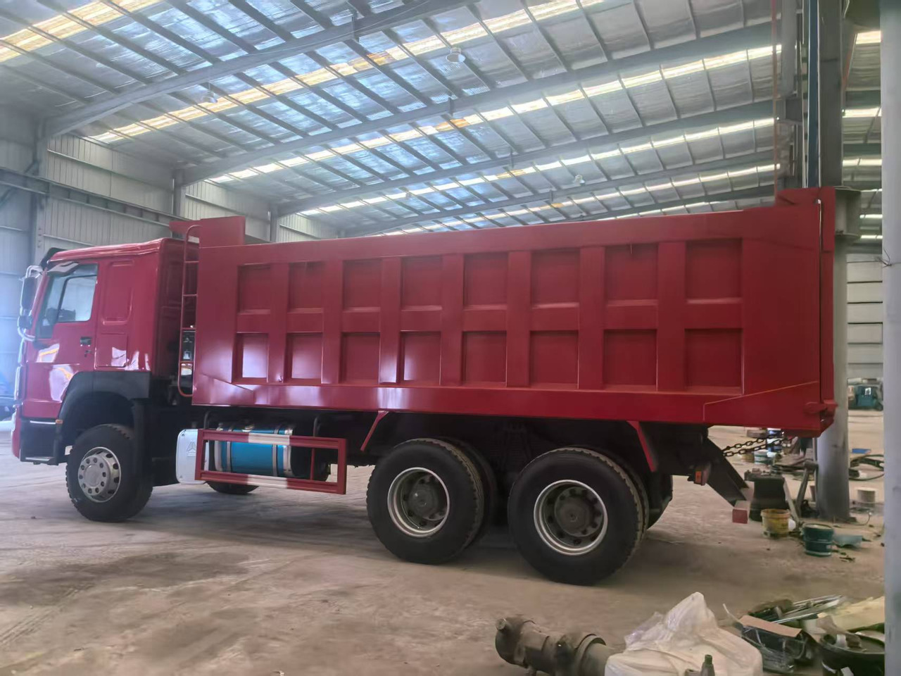 Howo 371 6X4 NEW - Camion basculantă: Foto 5 Howo 371 6X4 NEW - Camion basculantă: Foto 5