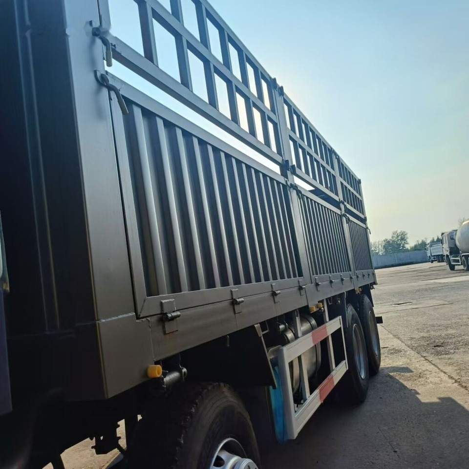 Camion basculantă Howo: Foto 6