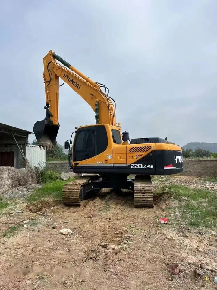 Hyundai 220LC-9 - Excavator pe şenile: Foto 5 Hyundai 220LC-9 - Excavator pe şenile: Foto 5