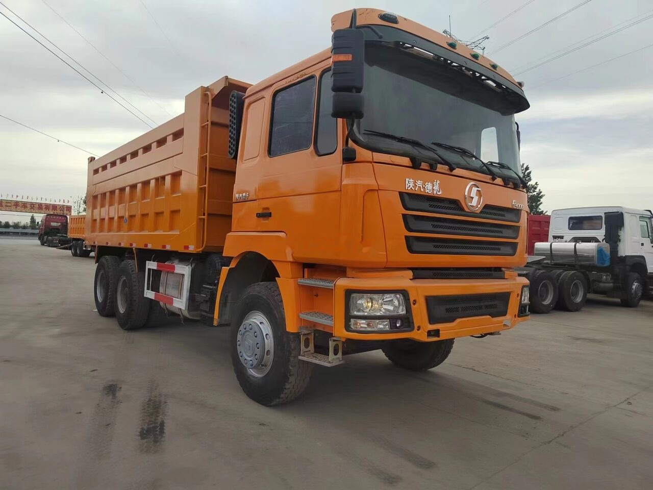 Shacman F3000 - Camion basculantă: Foto 5 Shacman F3000 - Camion basculantă: Foto 5