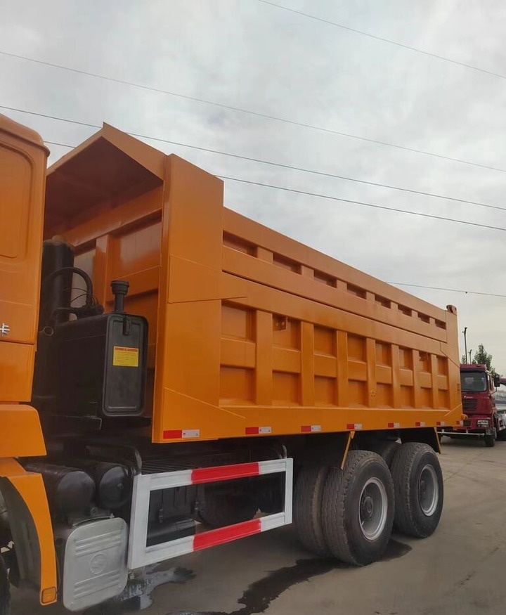 Shacman F3000 - Camion basculantă: Foto 3 Shacman F3000 - Camion basculantă: Foto 3