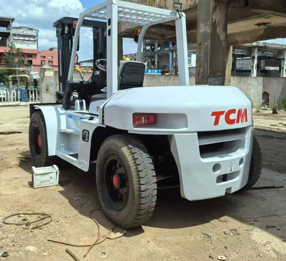 TCM FD100 - Stivuitor diesel: Foto 4 TCM FD100 - Stivuitor diesel: Foto 4