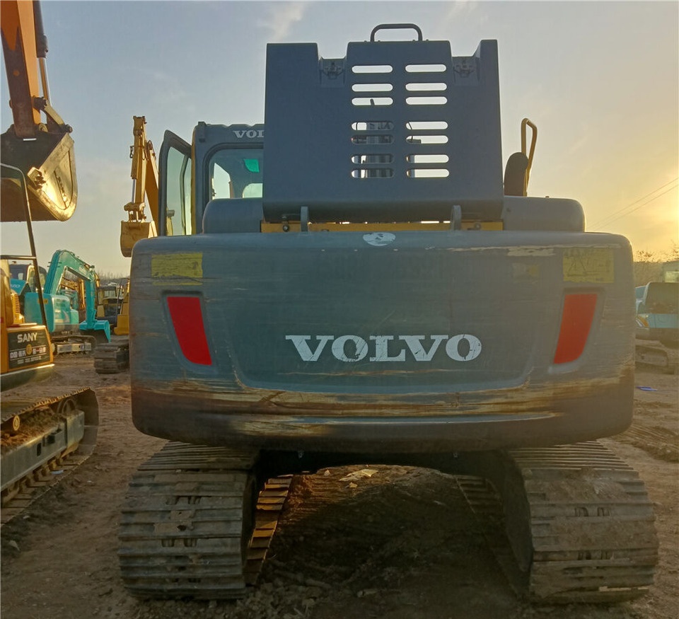 Volvo EC140B - Excavator pe şenile: Foto 5 Volvo EC140B - Excavator pe şenile: Foto 5