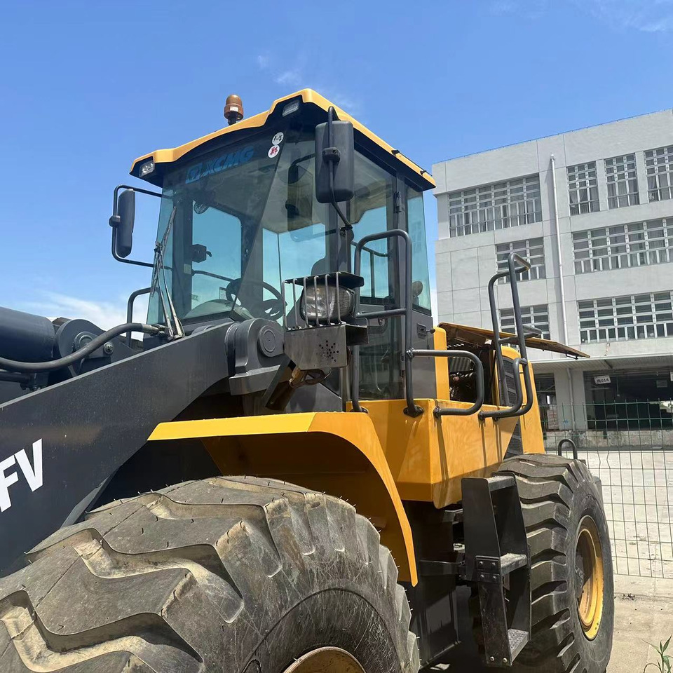 XCMG LW600FV - Încărcător frontal pe pneuri: Foto 3 XCMG LW600FV - Încărcător frontal pe pneuri: Foto 3