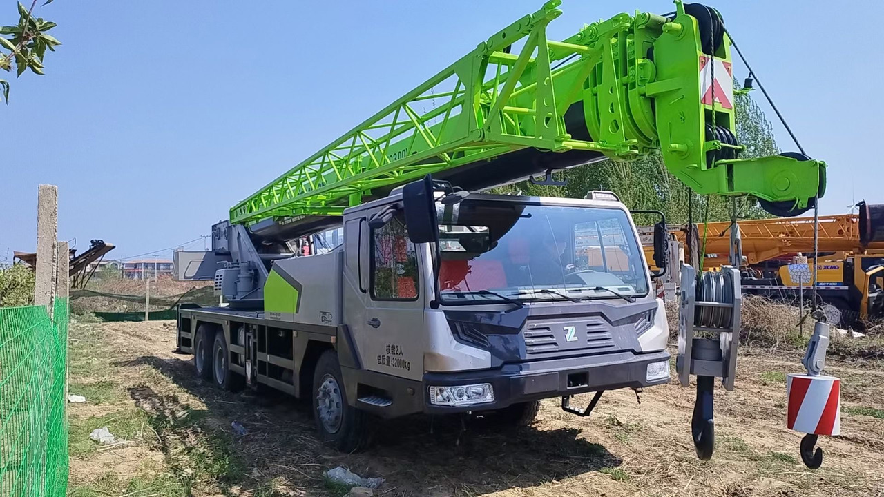 ZOOMLION ZTC300V - Automacara: Foto 1 ZOOMLION ZTC300V - Automacara: Foto 1
