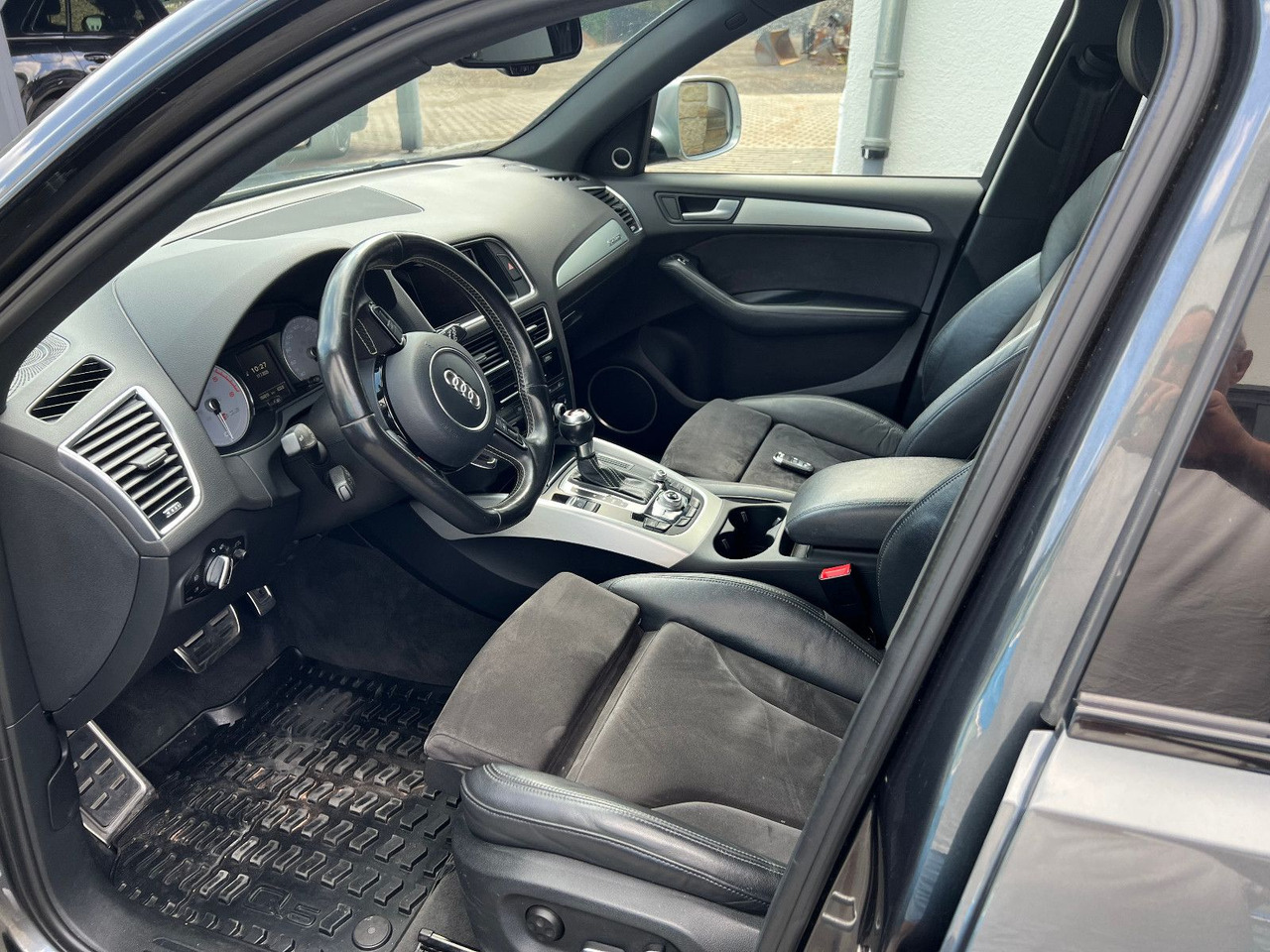 Audi SQ5 3.0 TDI quattro - SUV: Foto 2 Audi SQ5 3.0 TDI quattro - SUV: Foto 2