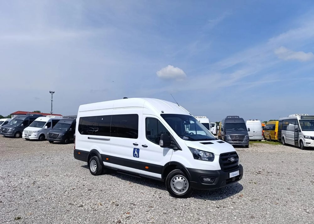 Ford Transit - Microbuz, Transport persoane: Foto 2 Ford Transit - Microbuz, Transport persoane: Foto 2
