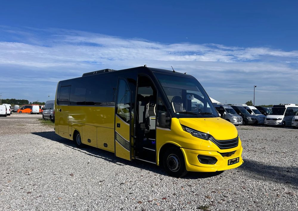 Iveco Daily - Microbuz, Transport persoane: Foto 2 Iveco Daily - Microbuz, Transport persoane: Foto 2