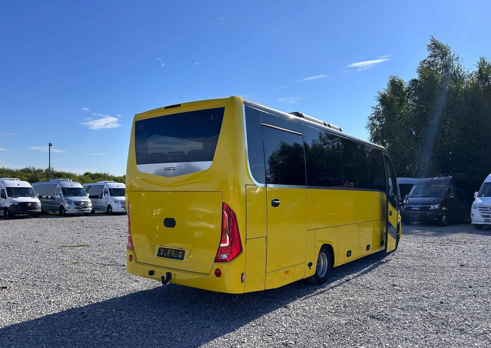 Iveco Daily - Microbuz, Transport persoane: Foto 5 Iveco Daily - Microbuz, Transport persoane: Foto 5
