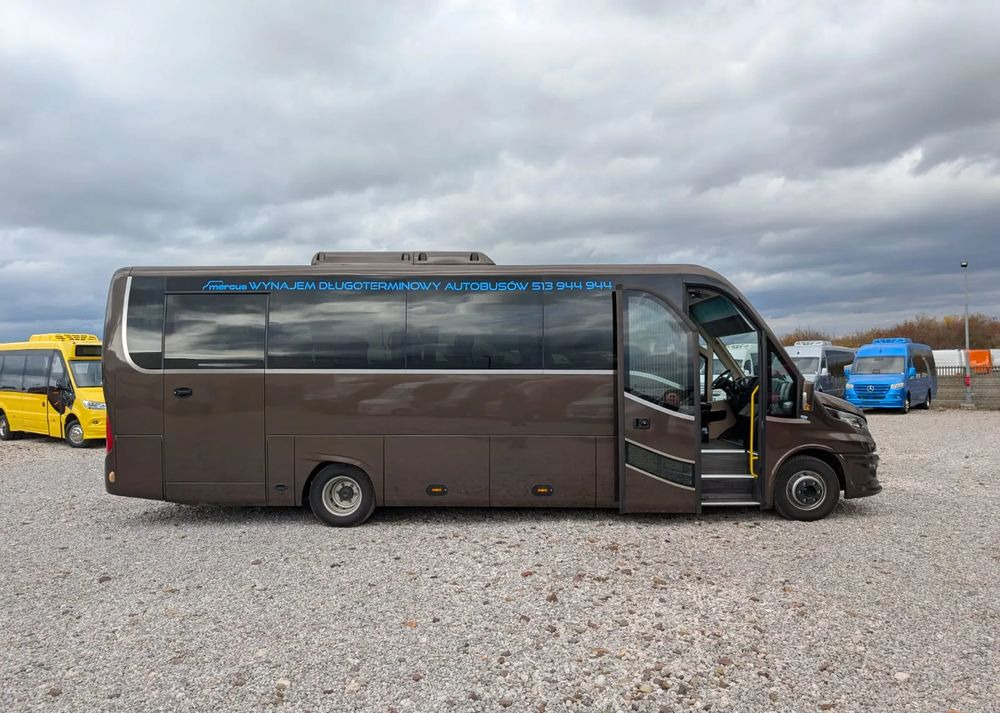 Iveco Daily - Microbuz, Transport persoane: Foto 3 Iveco Daily - Microbuz, Transport persoane: Foto 3