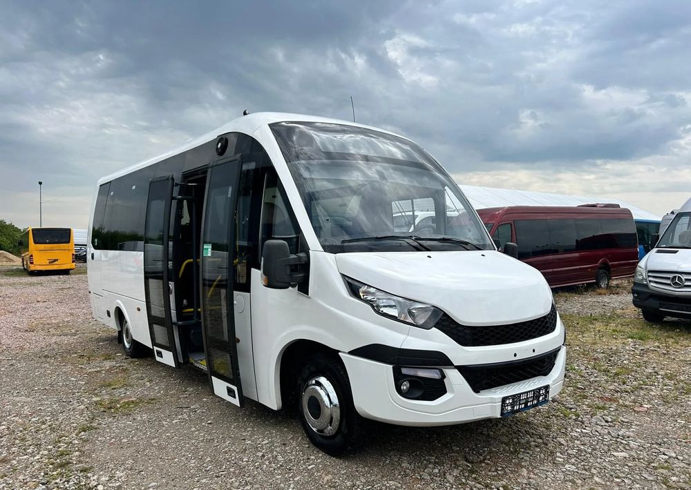 Iveco Daily Rosero City - Microbuz, Transport persoane: Foto 2 Iveco Daily Rosero City - Microbuz, Transport persoane: Foto 2