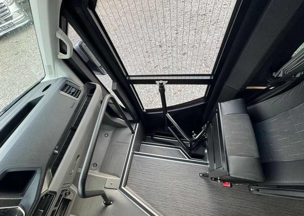 Microbuz, Transport persoane nou MAN TGE 5.160: Foto 10