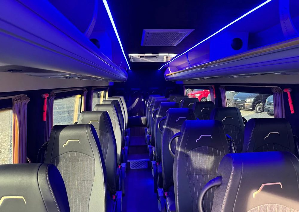 Mercedes-Benz Sprinter 517 - Microbuz, Transport persoane: Foto 3 Mercedes-Benz Sprinter 517 - Microbuz, Transport persoane: Foto 3