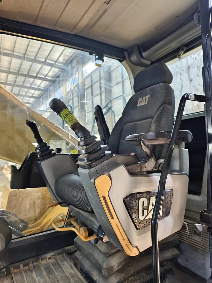 CAT 320GC - Excavator pe şenile: Foto 4 CAT 320GC - Excavator pe şenile: Foto 4