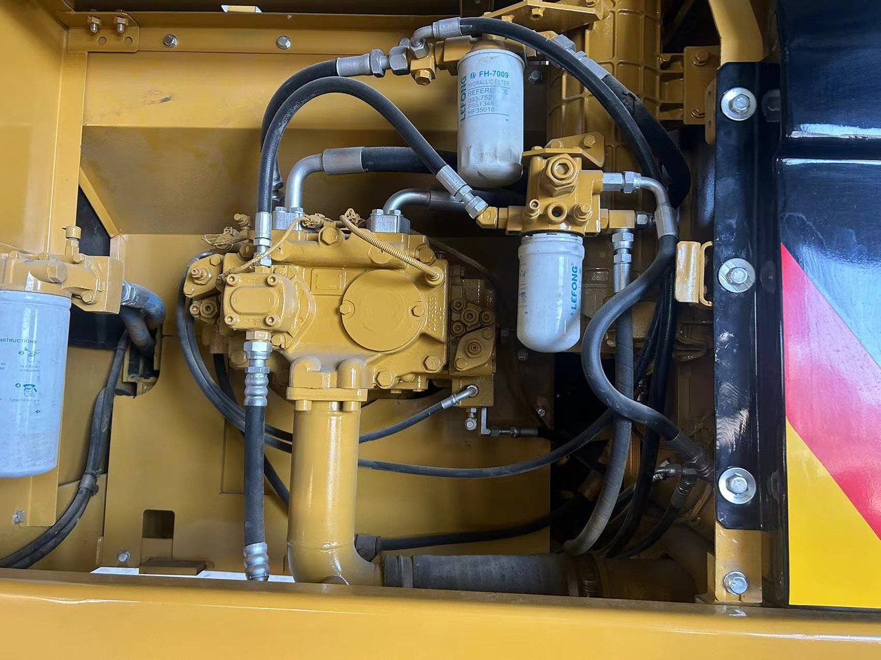 CAT 329D - Excavator pe şenile: Foto 5 CAT 329D - Excavator pe şenile: Foto 5