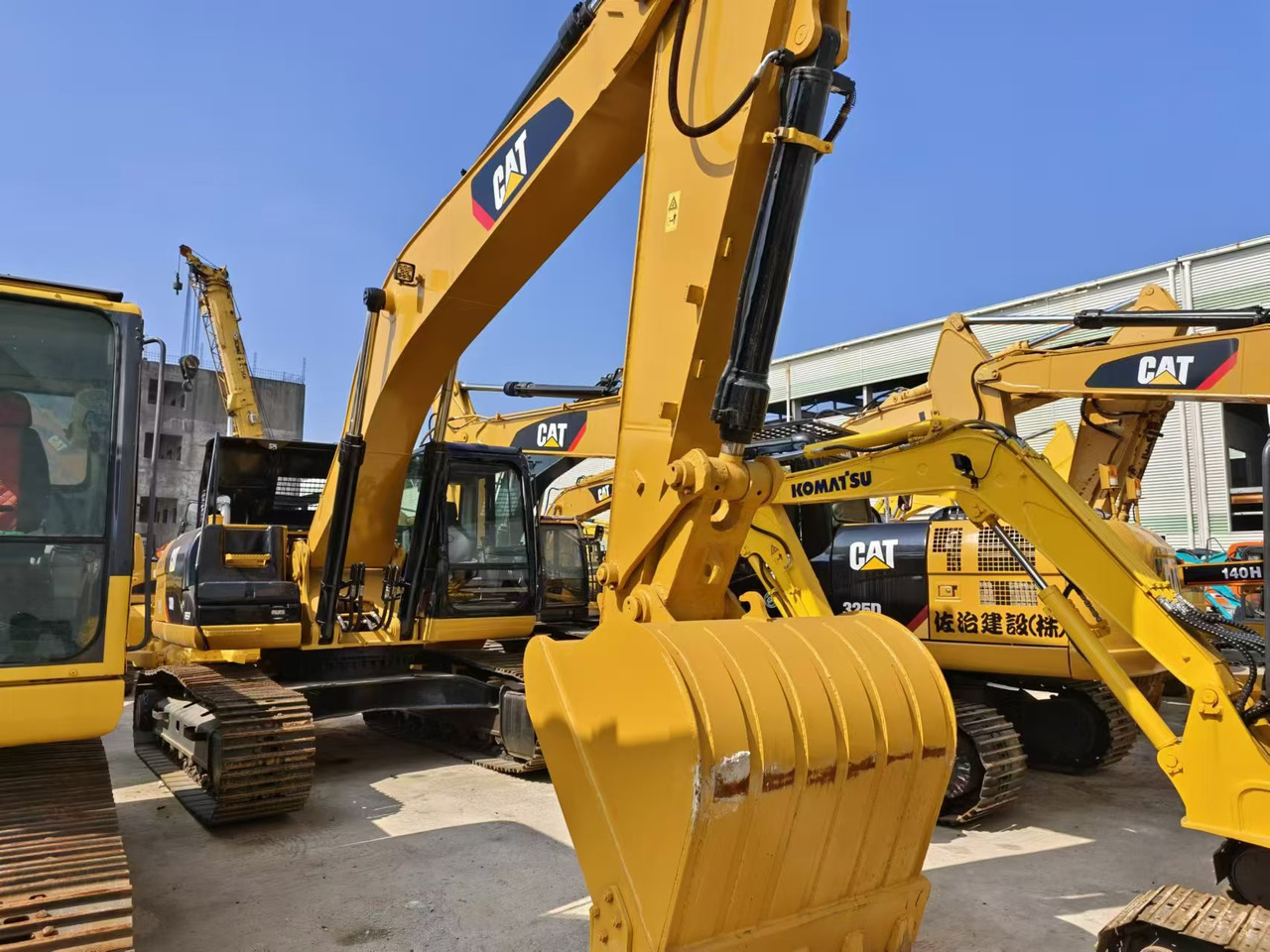 CAT 330D2 - Excavator pe şenile: Foto 3 CAT 330D2 - Excavator pe şenile: Foto 3