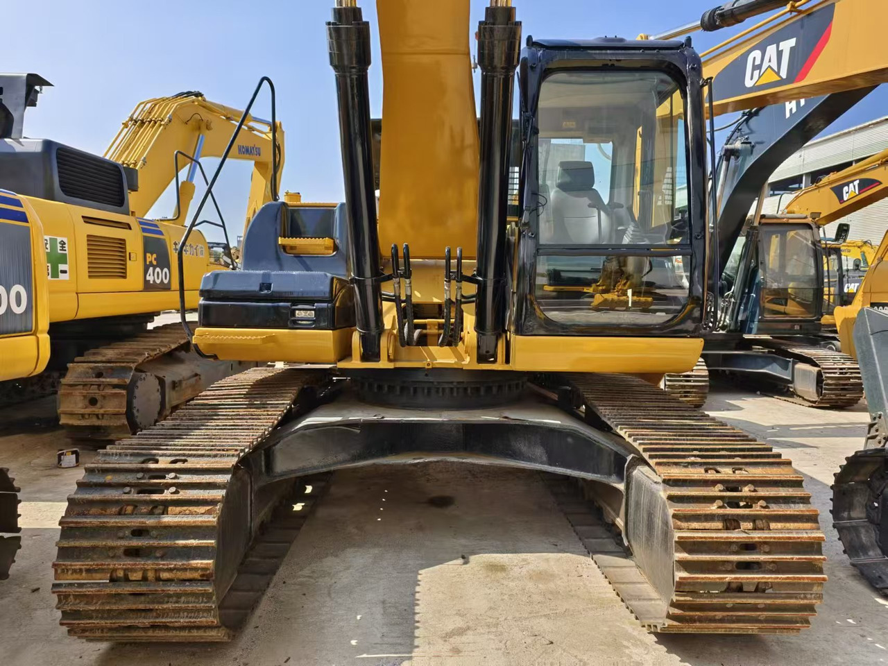CAT 330D2 - Excavator pe şenile: Foto 2 CAT 330D2 - Excavator pe şenile: Foto 2