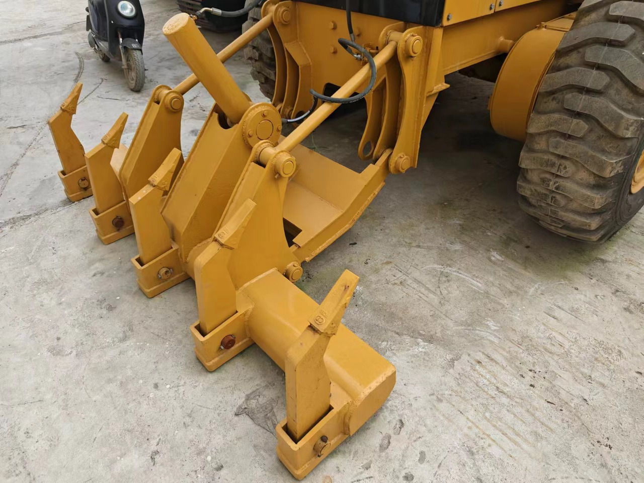 CATERPILLAR 140H - Autogreder: Foto 5 CATERPILLAR 140H - Autogreder: Foto 5
