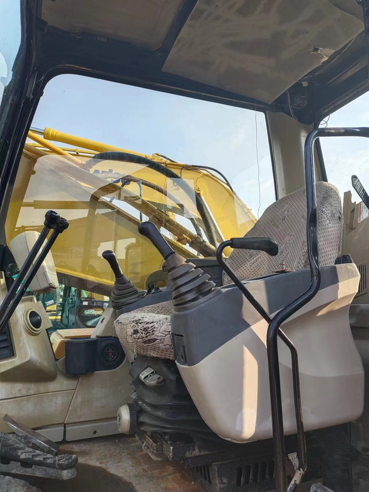 CATERPILLAR 325C - Excavator pe şenile: Foto 4 CATERPILLAR 325C - Excavator pe şenile: Foto 4