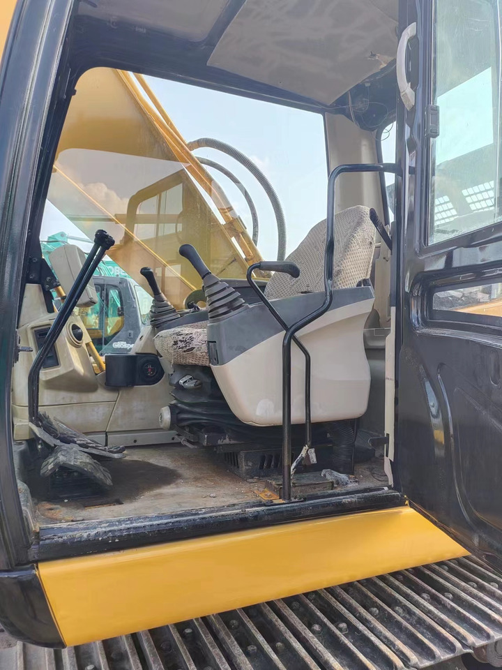 CATERPILLAR 325C - Excavator pe şenile: Foto 4 CATERPILLAR 325C - Excavator pe şenile: Foto 4