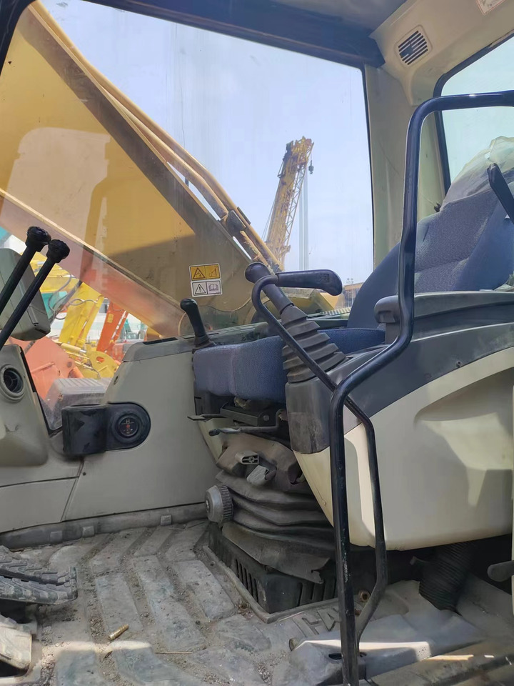 CATERPILLAR 325C - Excavator pe şenile: Foto 5 CATERPILLAR 325C - Excavator pe şenile: Foto 5