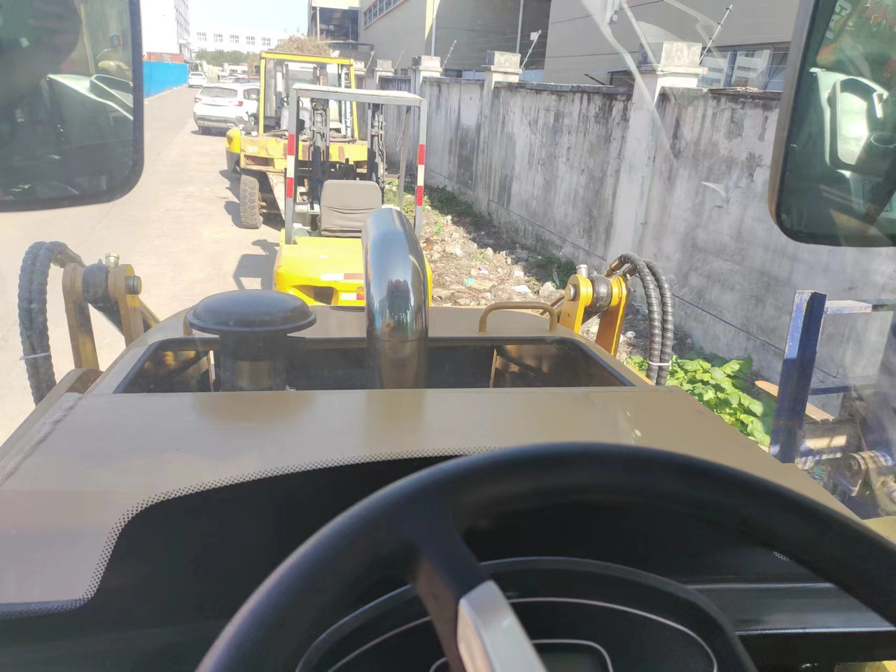 CATERPILLAR 420F - Buldoexcavator: Foto 5 CATERPILLAR 420F - Buldoexcavator: Foto 5