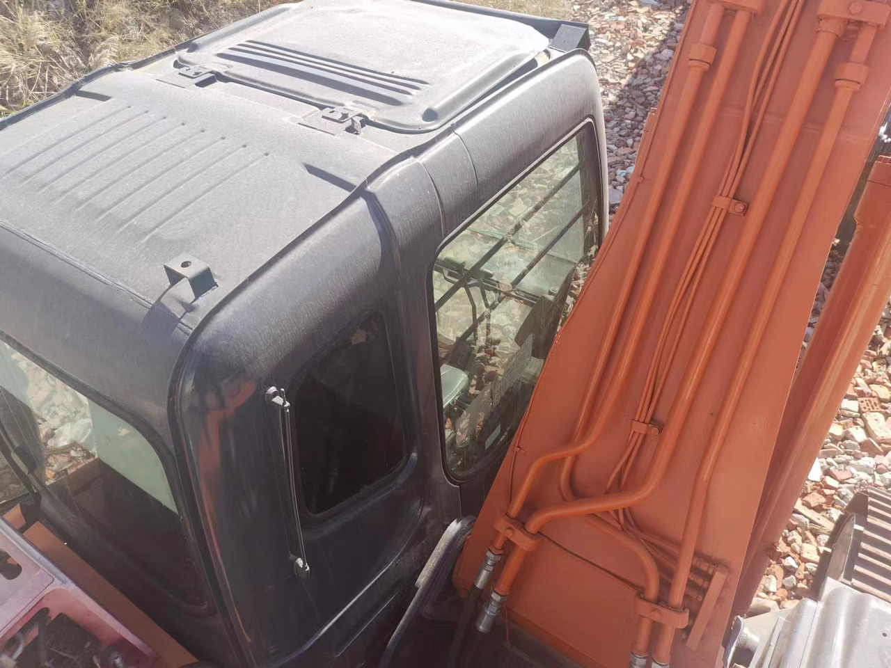 HITACHI ZX200 - Excavator pe şenile: Foto 5 HITACHI ZX200 - Excavator pe şenile: Foto 5