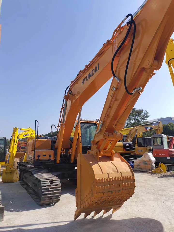 HYUNDAI 220LC-9S - Excavator pe şenile: Foto 1 HYUNDAI 220LC-9S - Excavator pe şenile: Foto 1