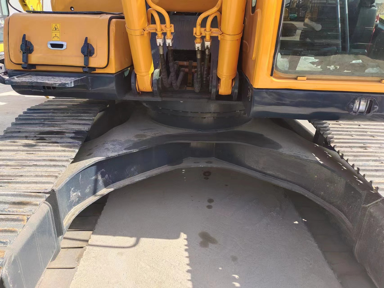 HYUNDAI 220LC-9S - Excavator pe şenile: Foto 5 HYUNDAI 220LC-9S - Excavator pe şenile: Foto 5