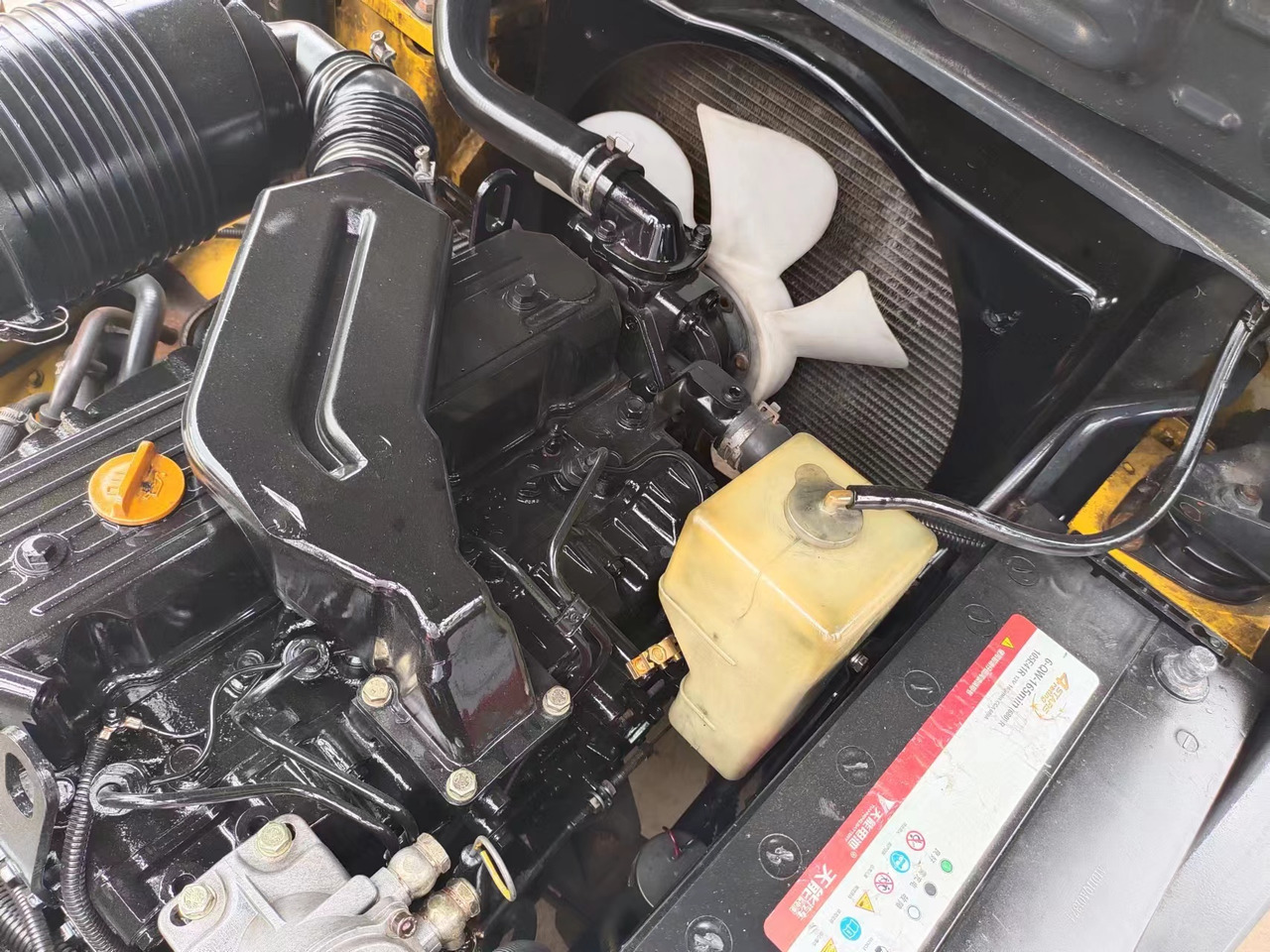 KOMATSU FD30 FD50 FD70 Japanese diesel forklift - Stivuitor diesel: Foto 4 KOMATSU FD30 FD50 FD70 Japanese diesel forklift - Stivuitor diesel: Foto 4