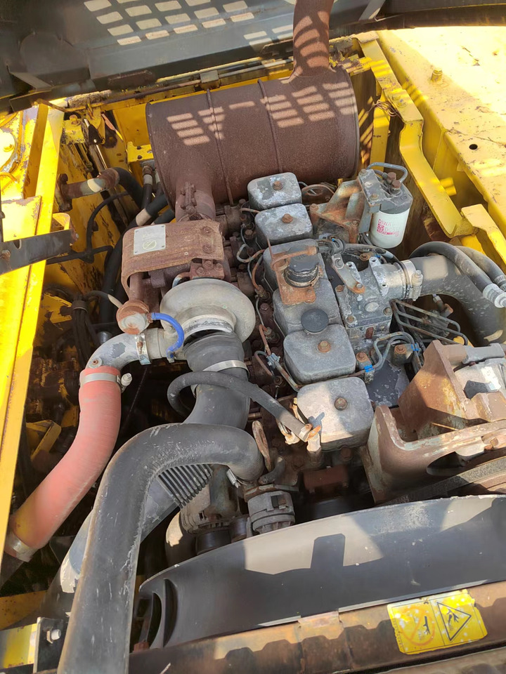 KOMATSU PC220-7 PC200-7 - Excavator pe şenile: Foto 5 KOMATSU PC220-7 PC200-7 - Excavator pe şenile: Foto 5