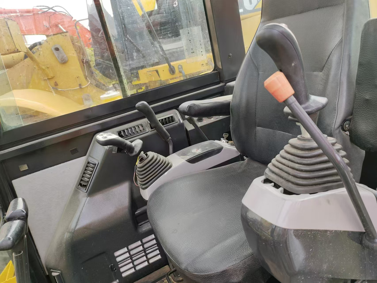 KOMATSU PC56-7 PC56 - Mini excavator: Foto 5 KOMATSU PC56-7 PC56 - Mini excavator: Foto 5