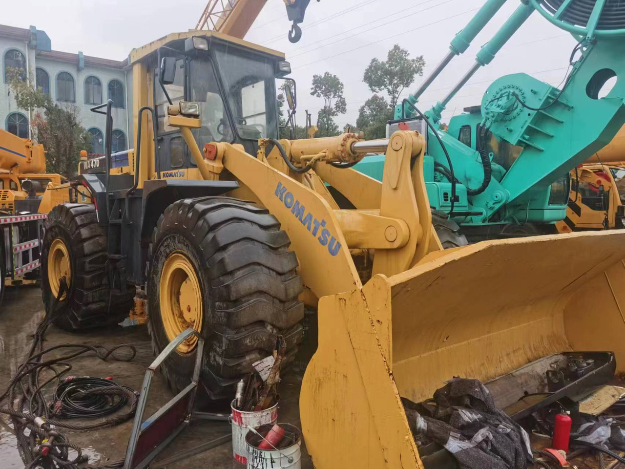 KOMATSU WA470 - Încărcător frontal pe pneuri: Foto 2 KOMATSU WA470 - Încărcător frontal pe pneuri: Foto 2