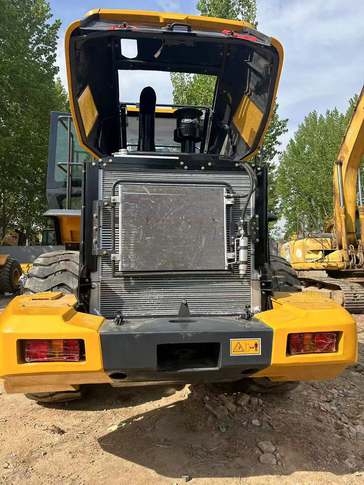 LIUGONG 856H - Încărcător frontal pe pneuri: Foto 3 LIUGONG 856H - Încărcător frontal pe pneuri: Foto 3