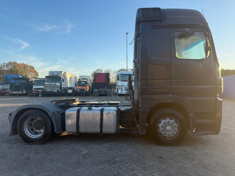 Mercedes-Benz Actros 1844 3 pedals - Cap tractor: Foto 4 Mercedes-Benz Actros 1844 3 pedals - Cap tractor: Foto 4