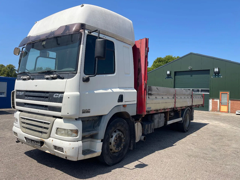 DAF CF 85 FLATBED TRUCK - Camion platformă: Foto 3 DAF CF 85 FLATBED TRUCK - Camion platformă: Foto 3