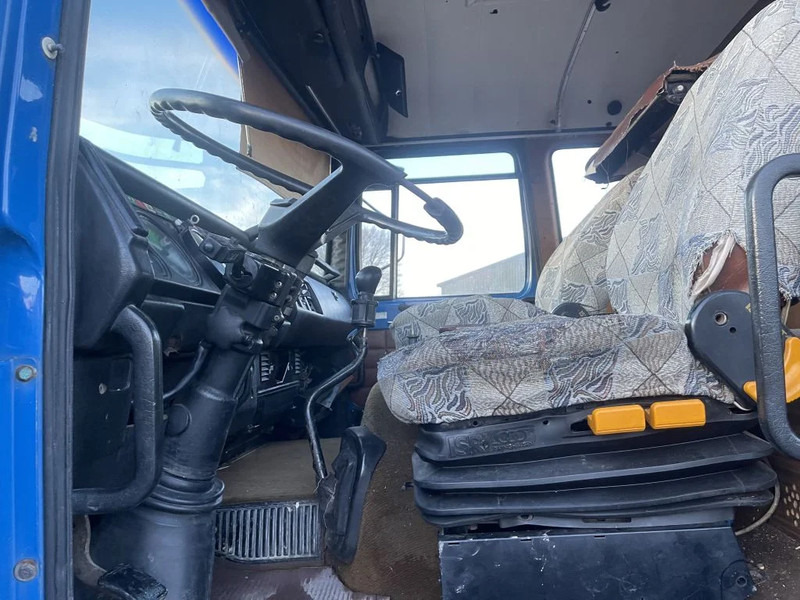 Interior photo 2: Camion şasiu MAN 32.361 Chassis Interior photo 2: Camion şasiu MAN 32.361 Chassis