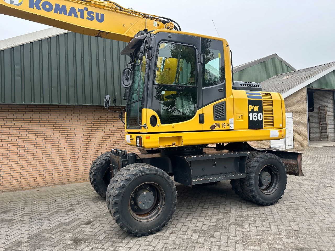 Komatsu PW160-8 - Excavator pe roţi: Foto 4 Komatsu PW160-8 - Excavator pe roţi: Foto 4