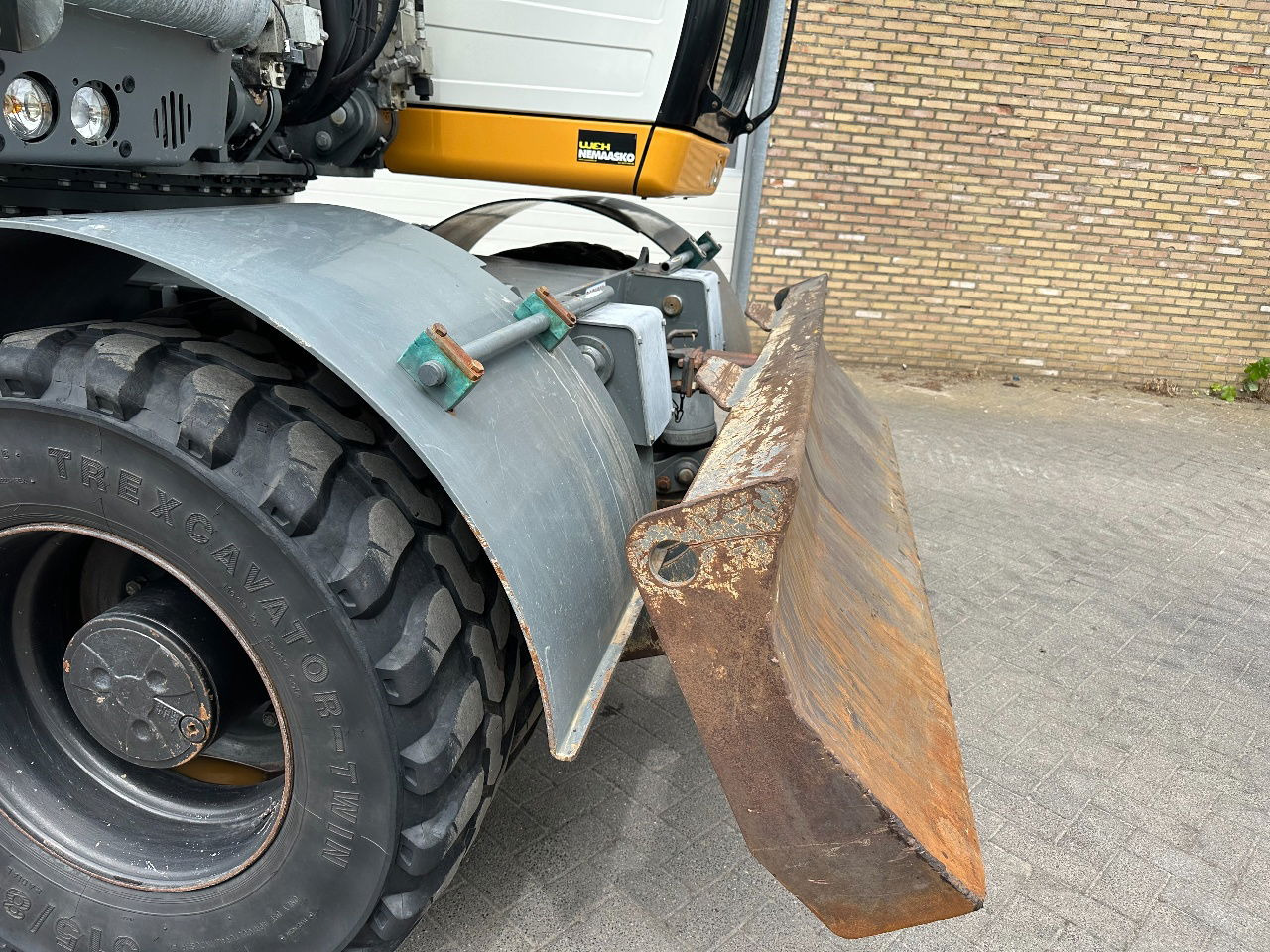 Excavator pe roţi Liebherr A914: Foto 15 Excavator pe roţi Liebherr A914: Foto 15