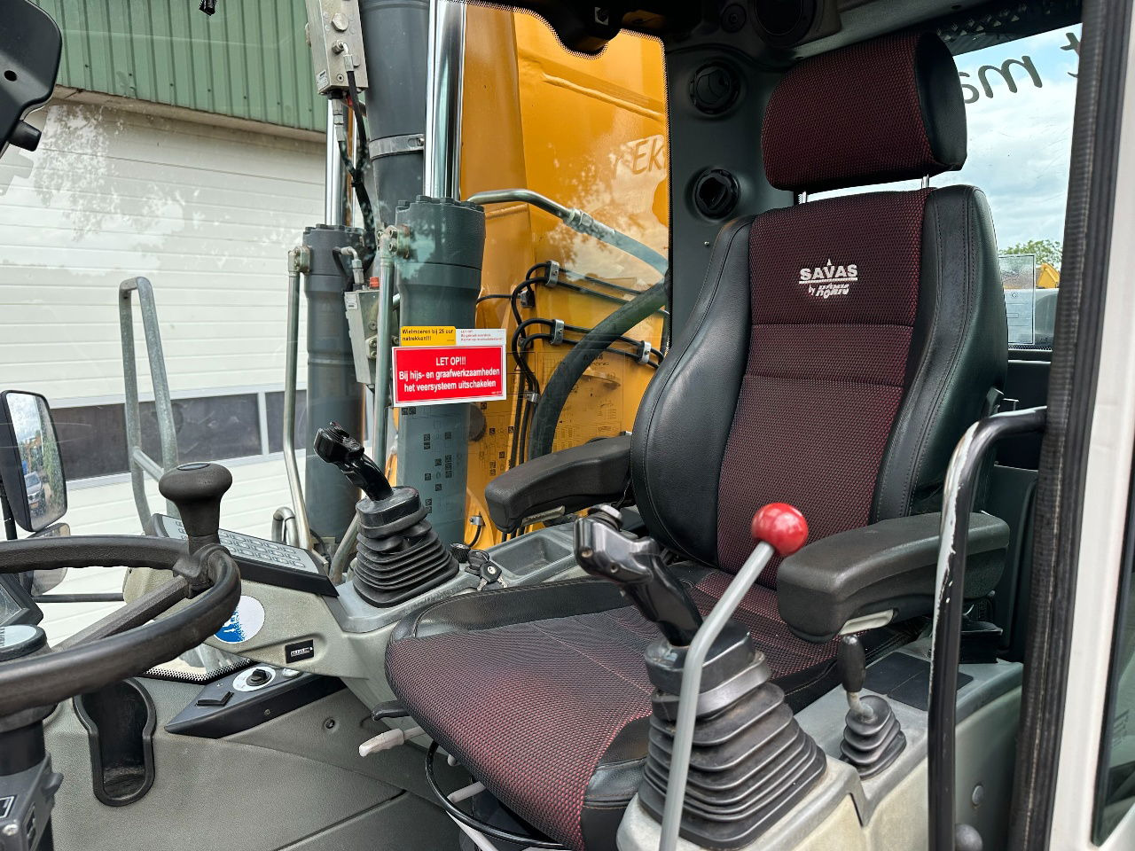 Excavator pe roţi Liebherr A914: Foto 7 Excavator pe roţi Liebherr A914: Foto 7