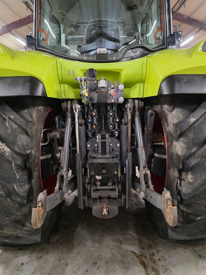 CLAAS Arion 660 C-Matic - Tractor agricol: Foto 4 CLAAS Arion 660 C-Matic - Tractor agricol: Foto 4
