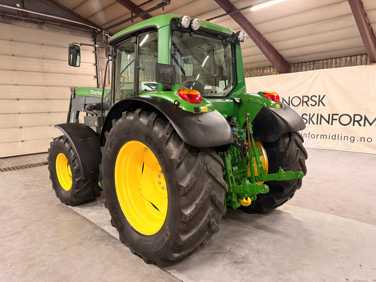 John Deere 6230 Premium - Tractor agricol: Foto 3 John Deere 6230 Premium - Tractor agricol: Foto 3