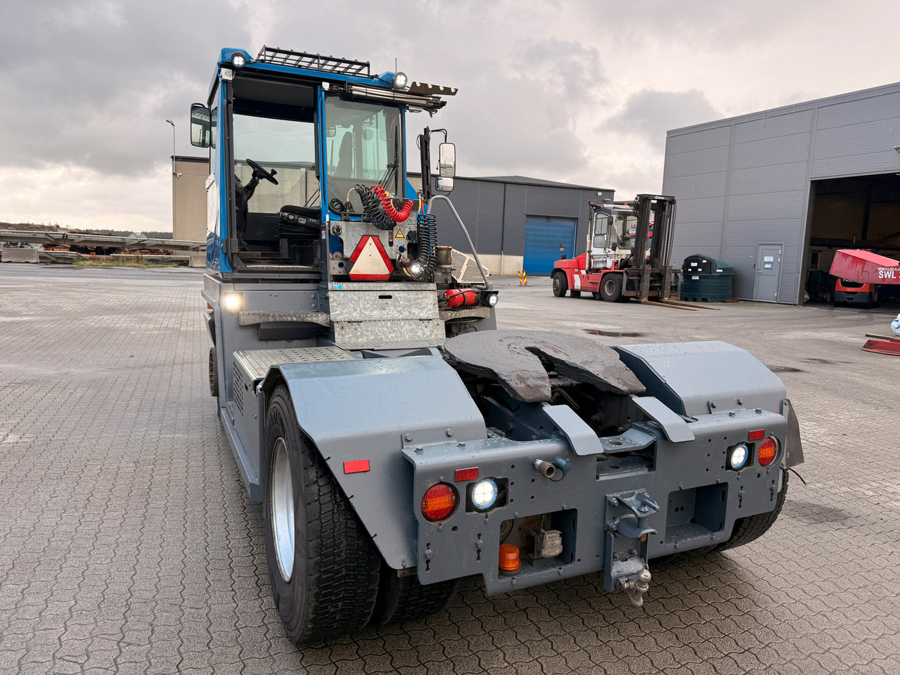 Terberg RT223 4x4 - Tractor terminal: Foto 5 Terberg RT223 4x4 - Tractor terminal: Foto 5
