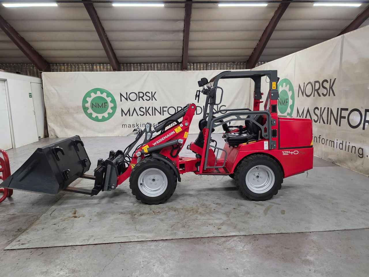 Weidemann 1240CX LP - Încărcător frontal pe pneuri: Foto 2 Weidemann 1240CX LP - Încărcător frontal pe pneuri: Foto 2